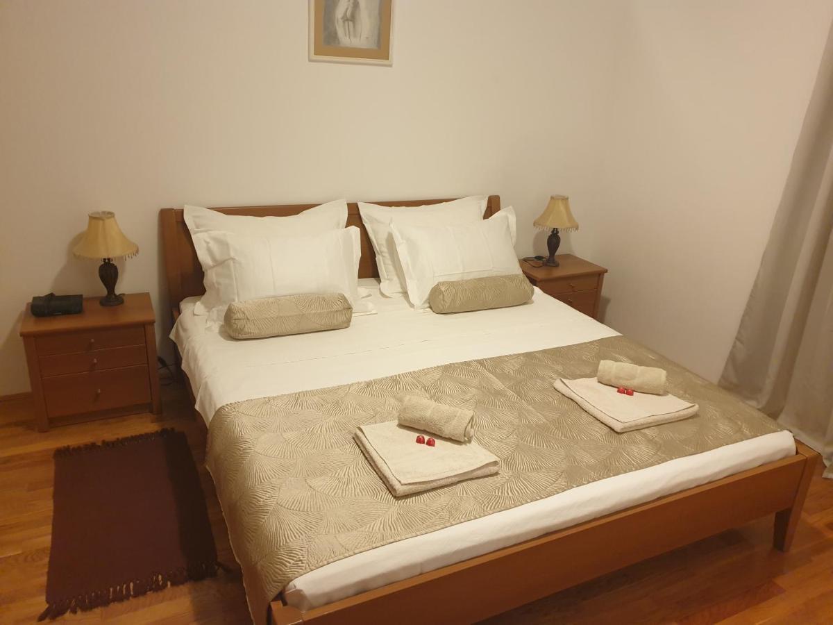 Villa Marta Apartmani 트로기르 외부 사진